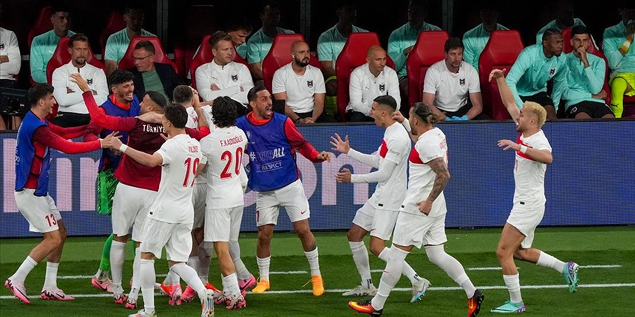 Türkiye Avusturya'yı 2-1 mağlup ederek çeyrek finale yükseldi