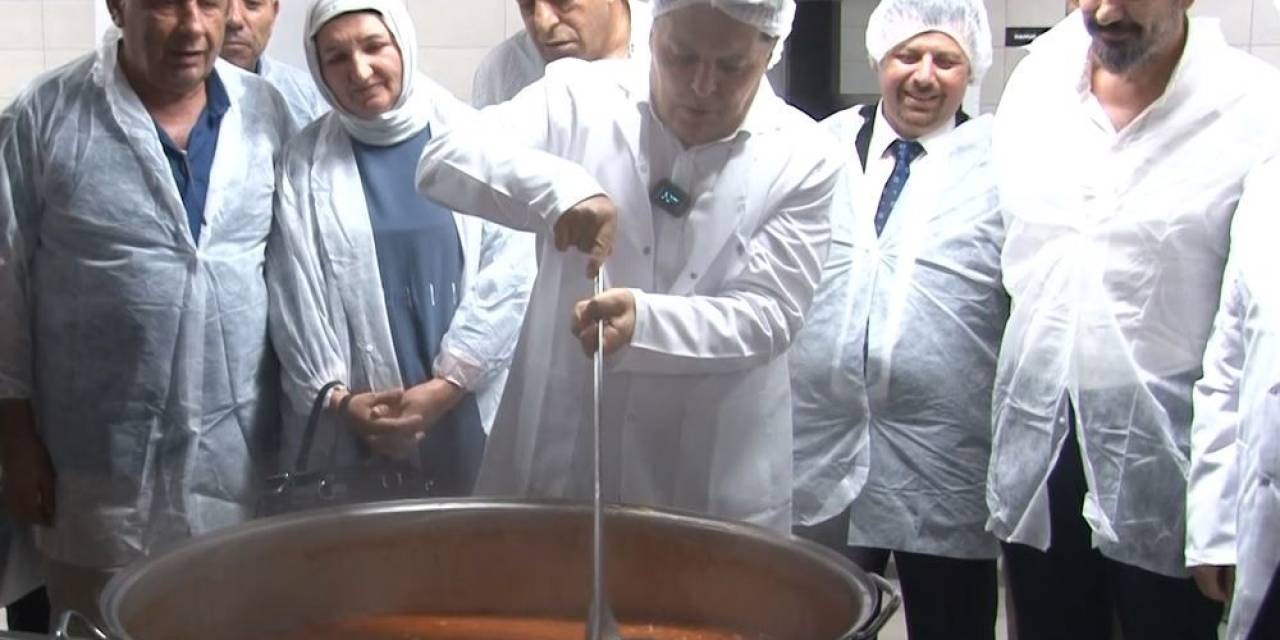 Esenyurt Belediyesi Aşevi İhtiyaç Sahibi Vatandaşlara Sıcak Yemek Hizmeti Verecek