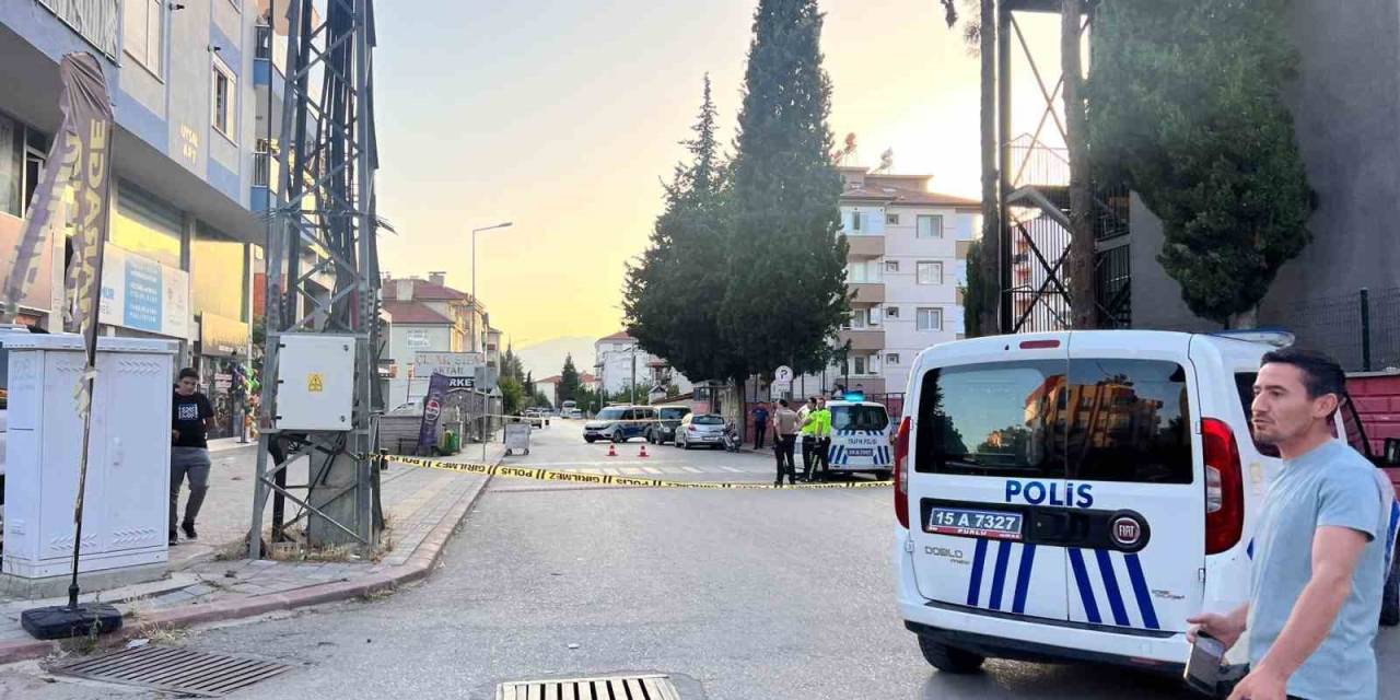 Burdur’da Çıkan Kavgada Silahlar Patladı: 2 Yaralı