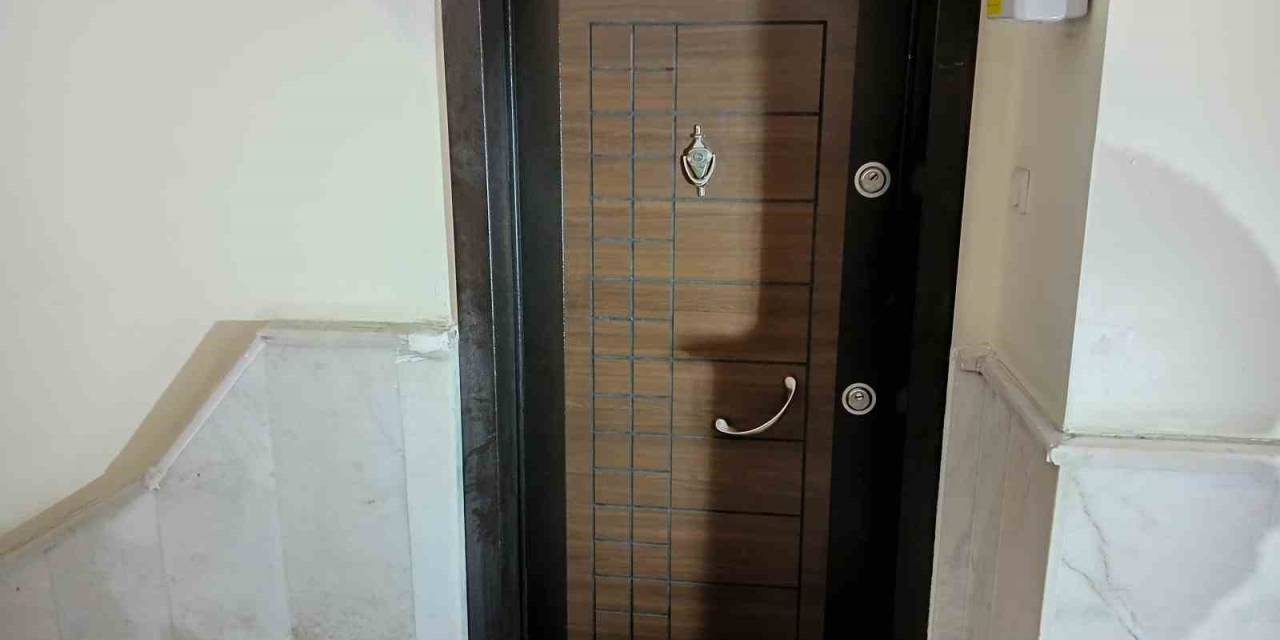 İki Çocuğunu Öldürüp İntihar Eden Babanın, Mahkemede “Katliam Yapacağım” Dediği İddia Edildi