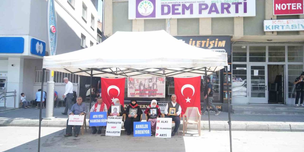 Muşlu Annelerin Evlat Nöbeti Devam Ediyor