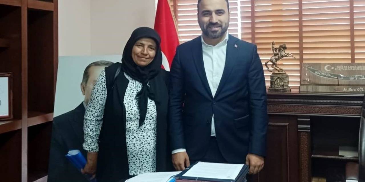 İlçenin Tek Kadın Muhtarı