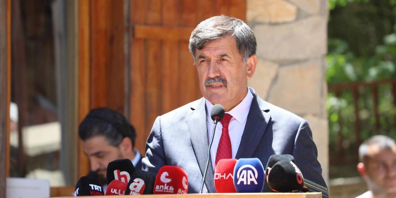 Erzincan Belediye Başkanı Aksun: “Erzincan’ımızın Ve Türkiye’mizin Üzerinde Hain Planları Olanlar Asla Emellerine Ulaşamayacaktır”