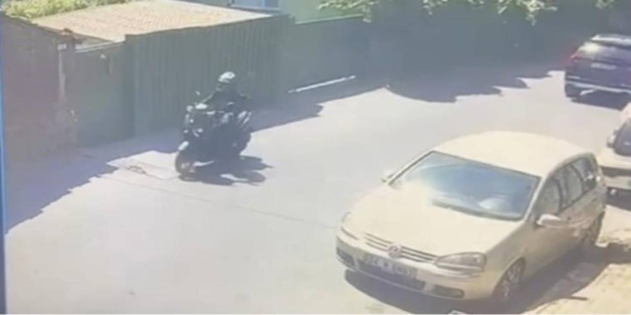 Saplantılı Olduğu Kadının Eşinin Aracına Kurşun Yağdırdı