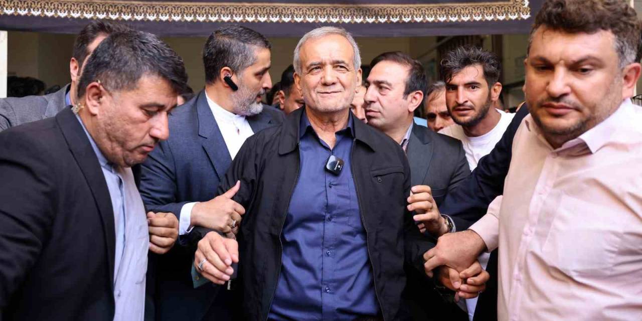 İran’ın Yeni Cumhurbaşkanı Pezeşkiyan Oldu