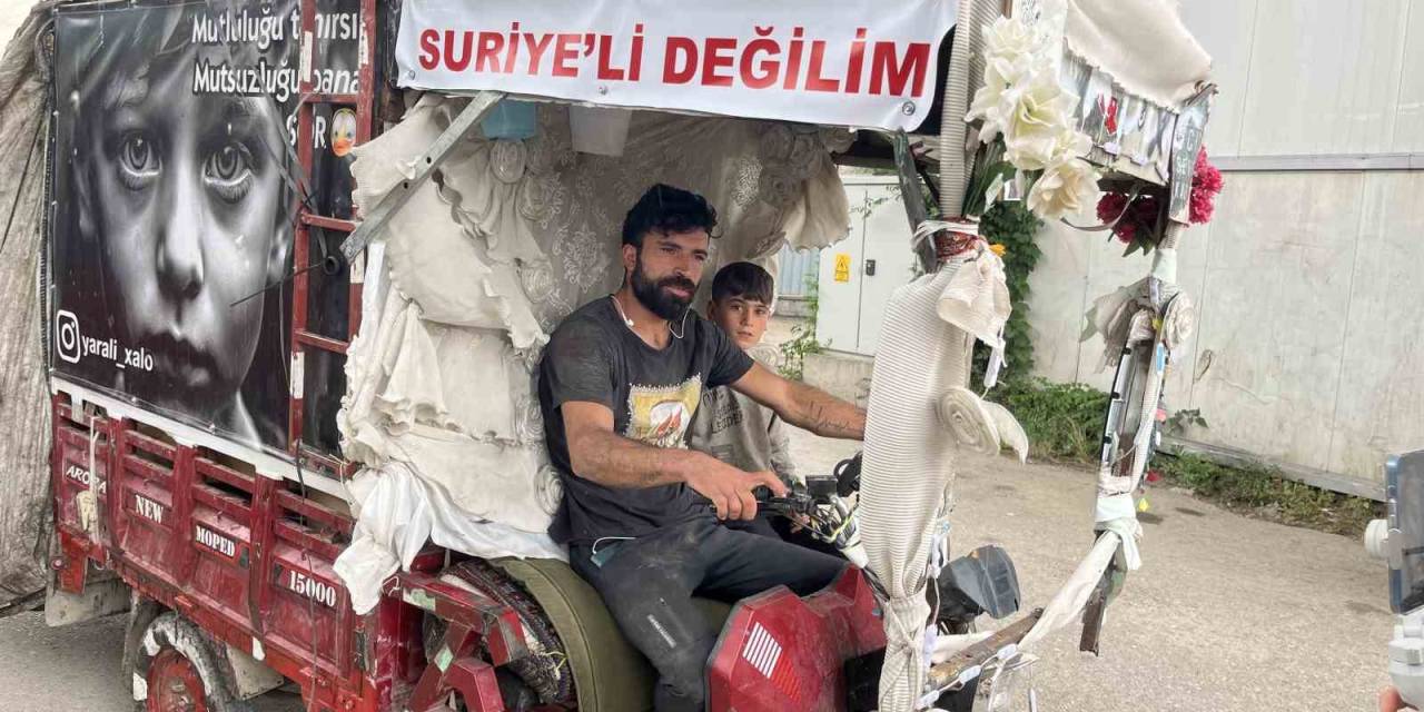 Suriyeli Sanılmaktan Korktu, Motosikletine Yazdı: "Artık Önümü Kesmiyorlar"