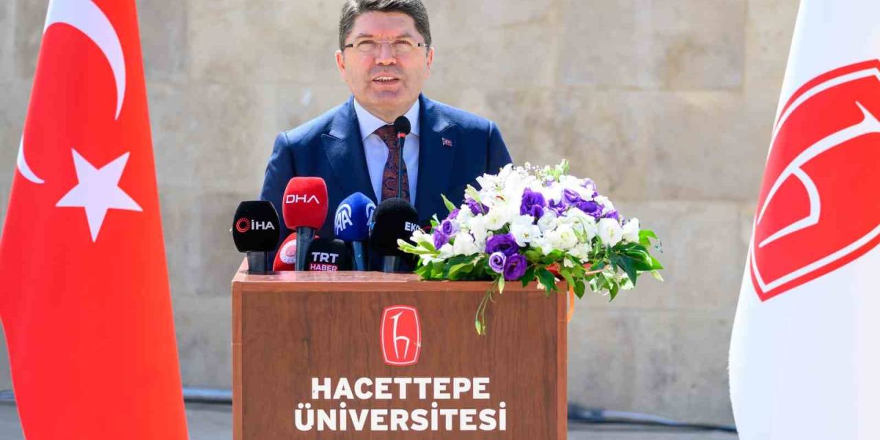 Bakan Tunç: "(İsrail’in Filistin Saldırılarına İlişkin) Haklının Sesini Duyurabilmek İçin Türkiye Olarak Hep Adaletin Yanındayız"