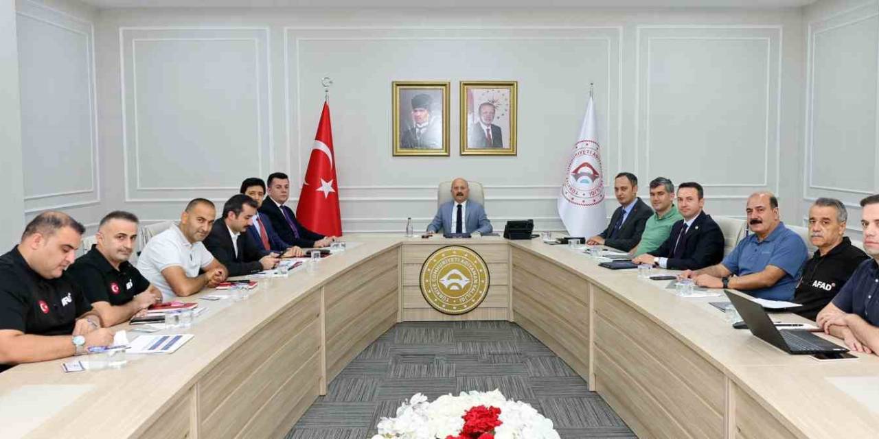 Kalıcı Deprem Konutlarındaki Çalışmalar Değerlendirildi