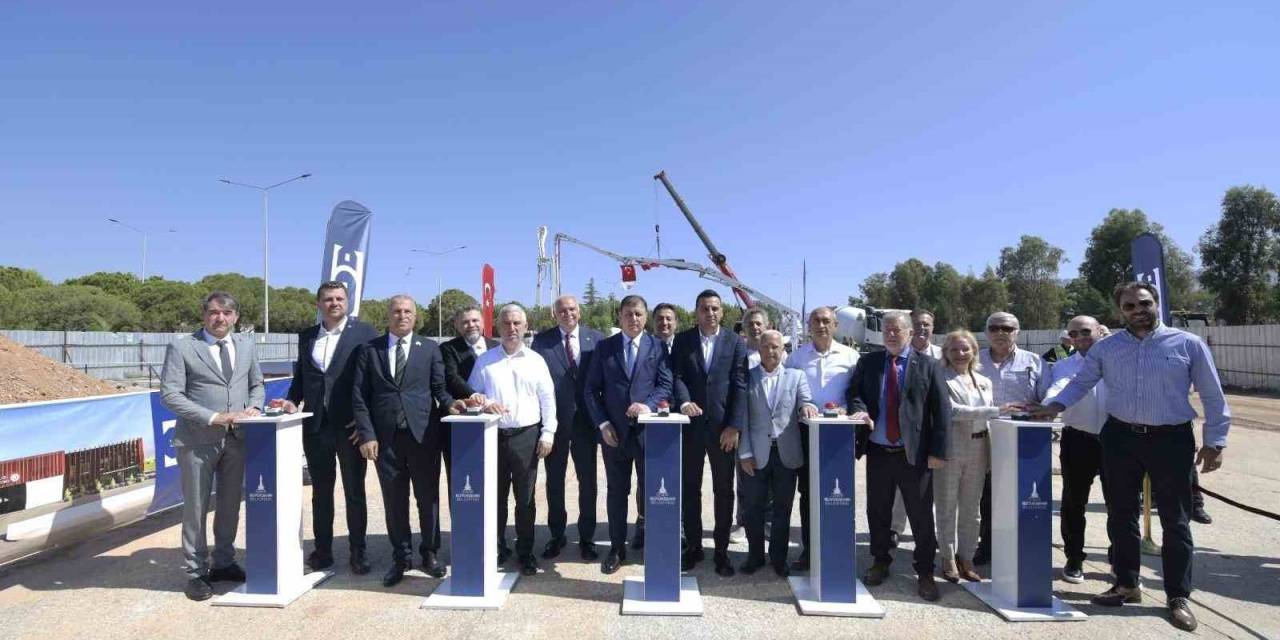 İzmir Aosb’de Kurulacak İtfaiye Merkezinin Temeli Atıldı