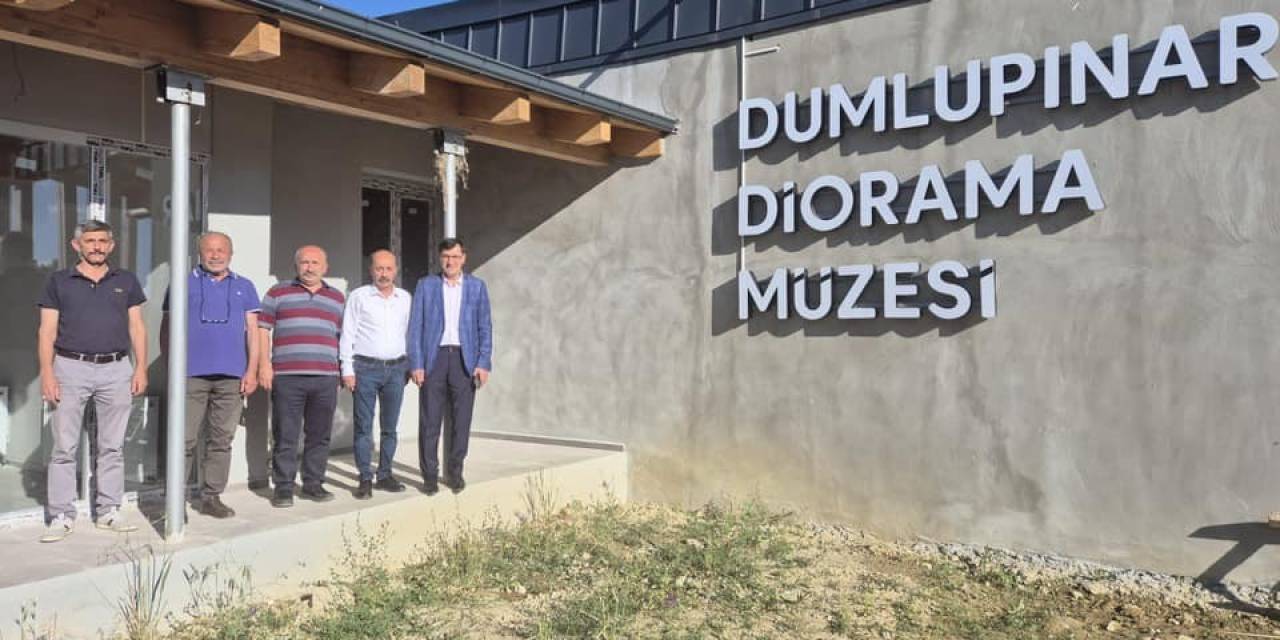 Kahveci, Dumlupınar Diorama Müzesi’nde İncelemelerde Bulundu