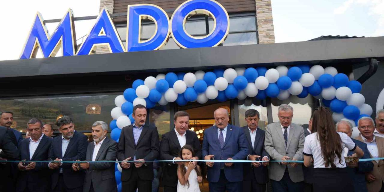 Açılışı Yapılan Mado & Cafe Restorant’ın Geliri Öğrenciye Burs, Köylere Yol Olacak!