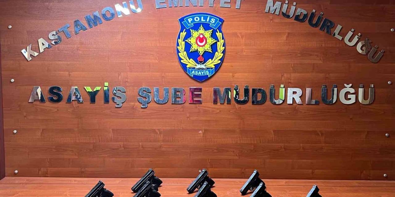 Kastamonu’da 8 Adet Ruhsatsız Tabanca Ele Geçirildi: 2 Gözaltı