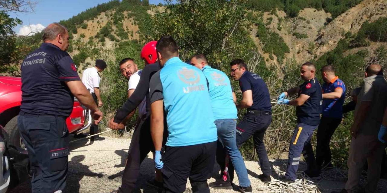 Isparta’da Baraja Giren 14 Yaşındaki Çocuk Boğulmaktan Son Anda Kurtarıldı