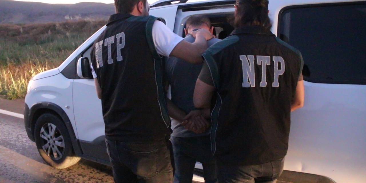 İnterpol Tarafından Kırmızı Bülten İle Aranan Şahıs Yozgat’ta Yakalandı