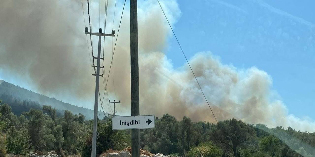 Bodrum’daki Orman Yangınına Havadan Ve Karadan Müdahale Devam Ediyor