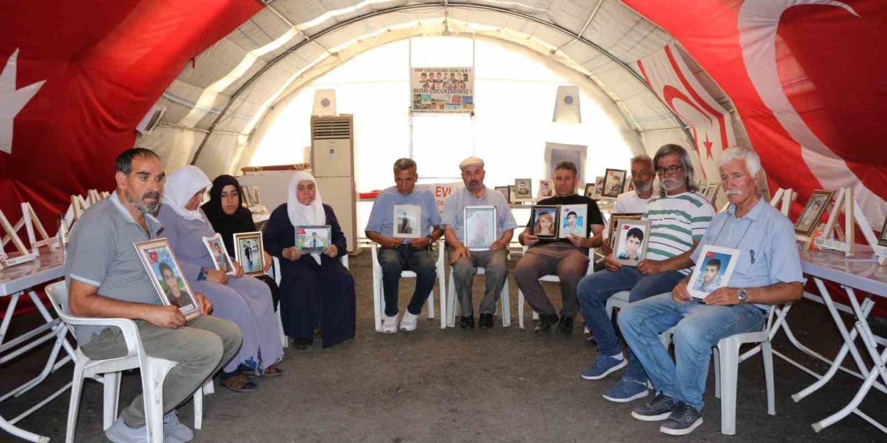 Diyarbakır Anneleri Bin 772 Gündür Evlatlarına ’teslim Ol’ Çağrısında Bulunuyor