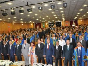 Giresun Üniversitesi 10. Akademik Yılı Düzenlenen Törenle Başladı