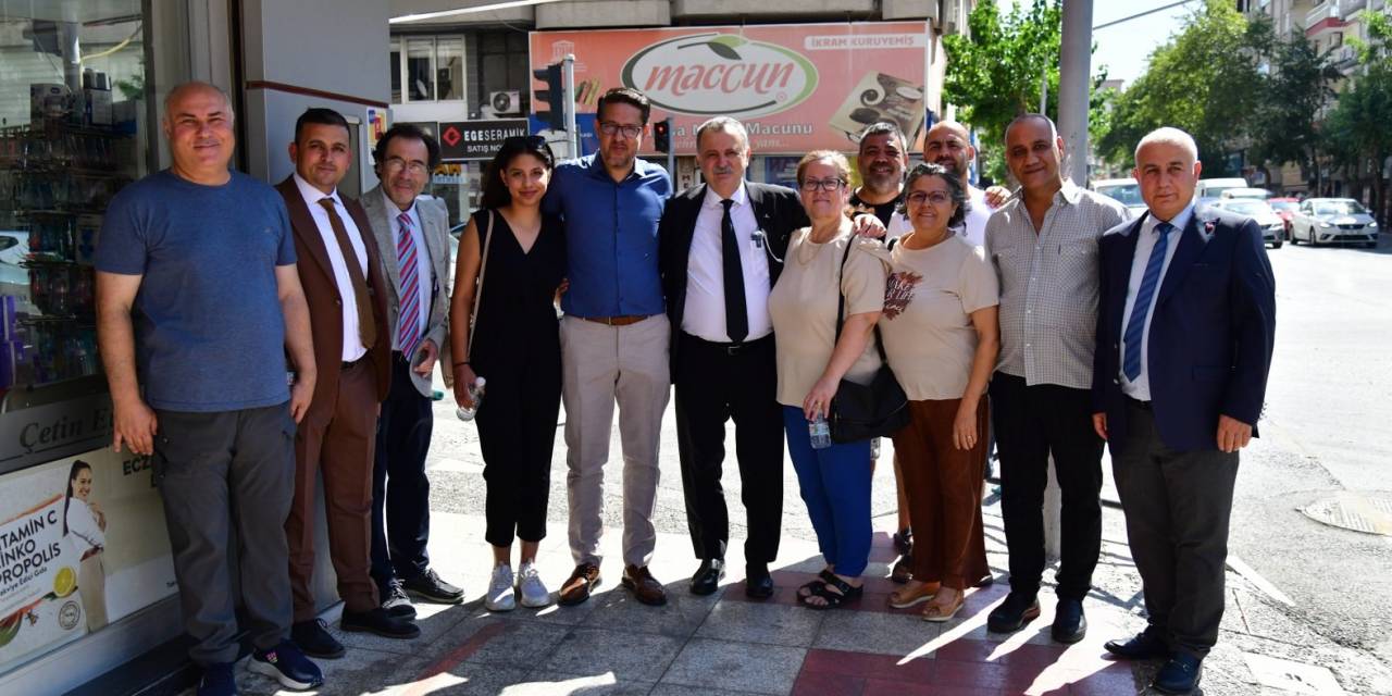 Başkan Balaban Sahada Esnafı Dinledi