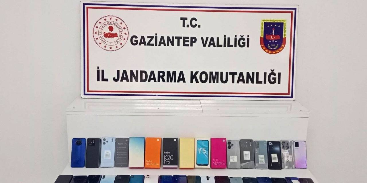 Gaziantep’te 2 Milyon Lira Değerinde Kaçak Telefon Ele Geçirildi
