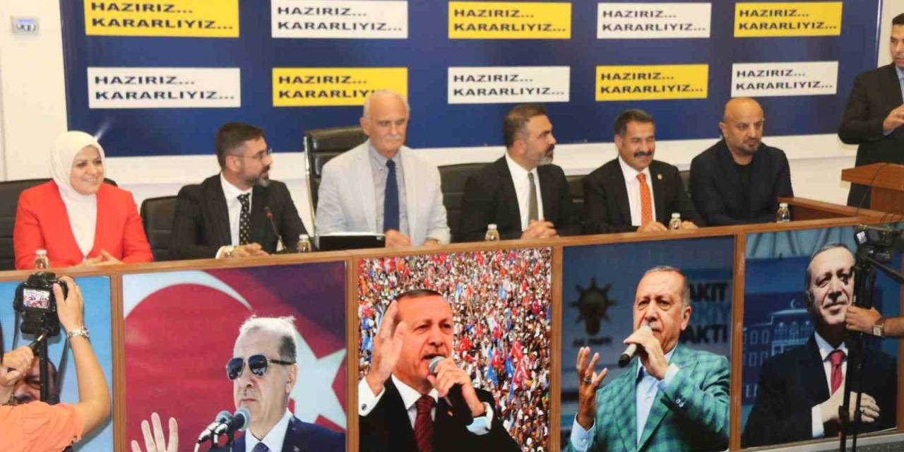 Ak Parti Genel Başkan Yardımcısı Yılmaz, Bitlis’te Partililerle Buluştu