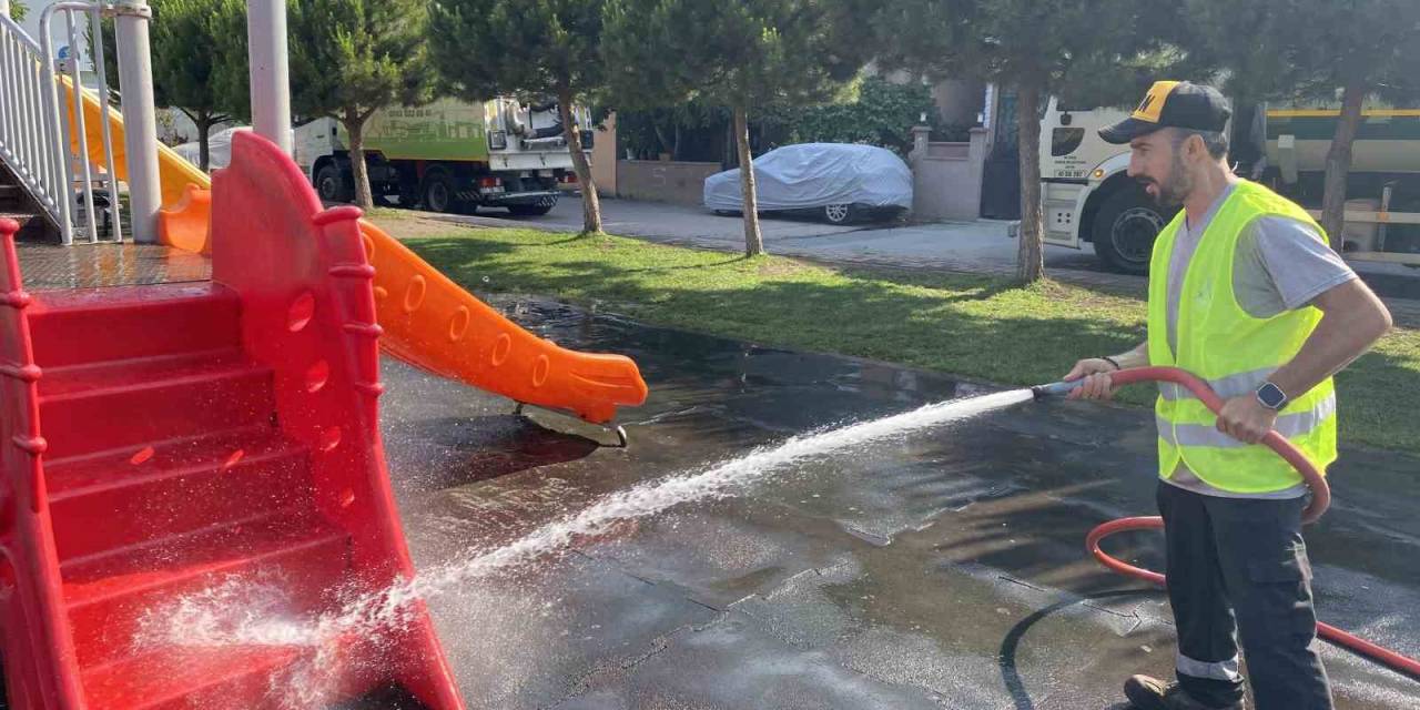 Darıca’da Parklara Hijyenik Dokunuş