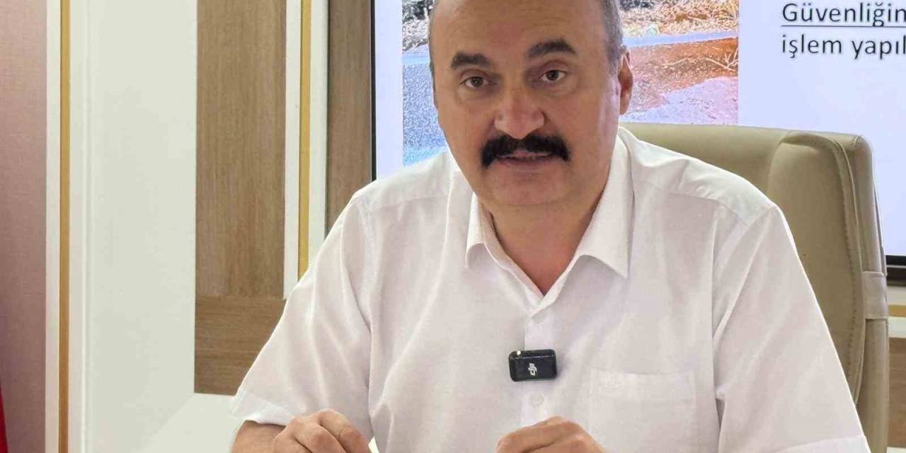 Batman Valisi Canalp: "Anız Yakmış Çiftçilerimize İdari Para Cezalarının Yanı Sıra 5 Yıl Süreyle Tarımsal Destekleri Kesiyoruz"