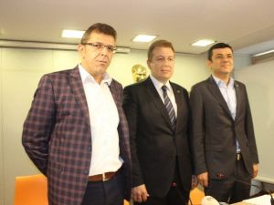 Denizli’de Üç Partiden Centilmenlik Anlaşması
