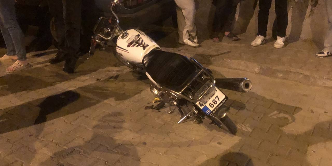 Kontrolden Çıkan Motosikletin Sürücüsü Kayarak Düştü: 1 Yaralı