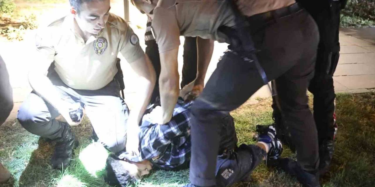 Polisin Kaçak Göçmen Kovalamacası Kamerada