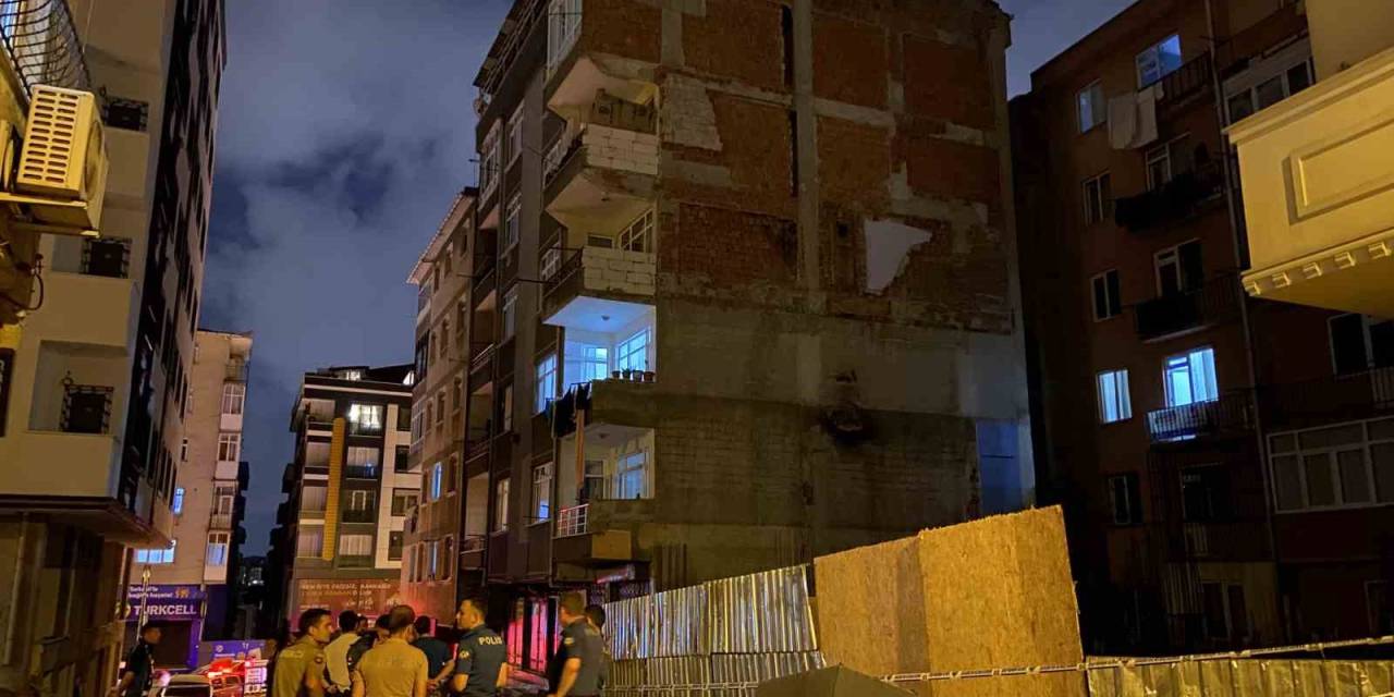 Bahçelievler’de 6 Katlı Bir Binadan Düşen Tuğla Parçaları Nedeniyle Bina Tedbir Amacıyla Boşaltıldı