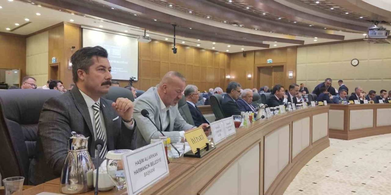 Başkan Ercan Özel Çiftçinin Sorunlarını Büyükşehir Belediye Meclisi’ne Taşıdı