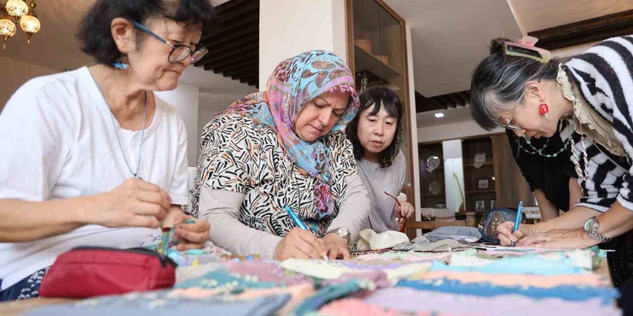 İğne Oyası Öğrenmek İçin 8 Bin 259 Kilometre Yol Katettiler