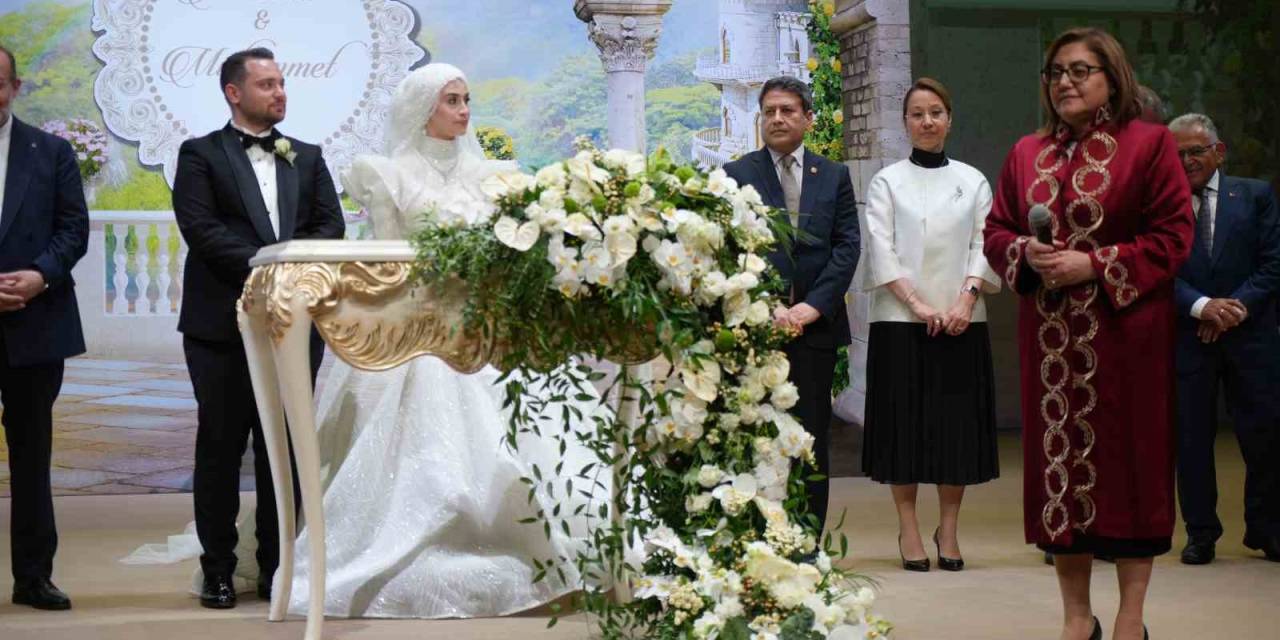 Tahmazoğlu Ailesinin Mutlu Günü