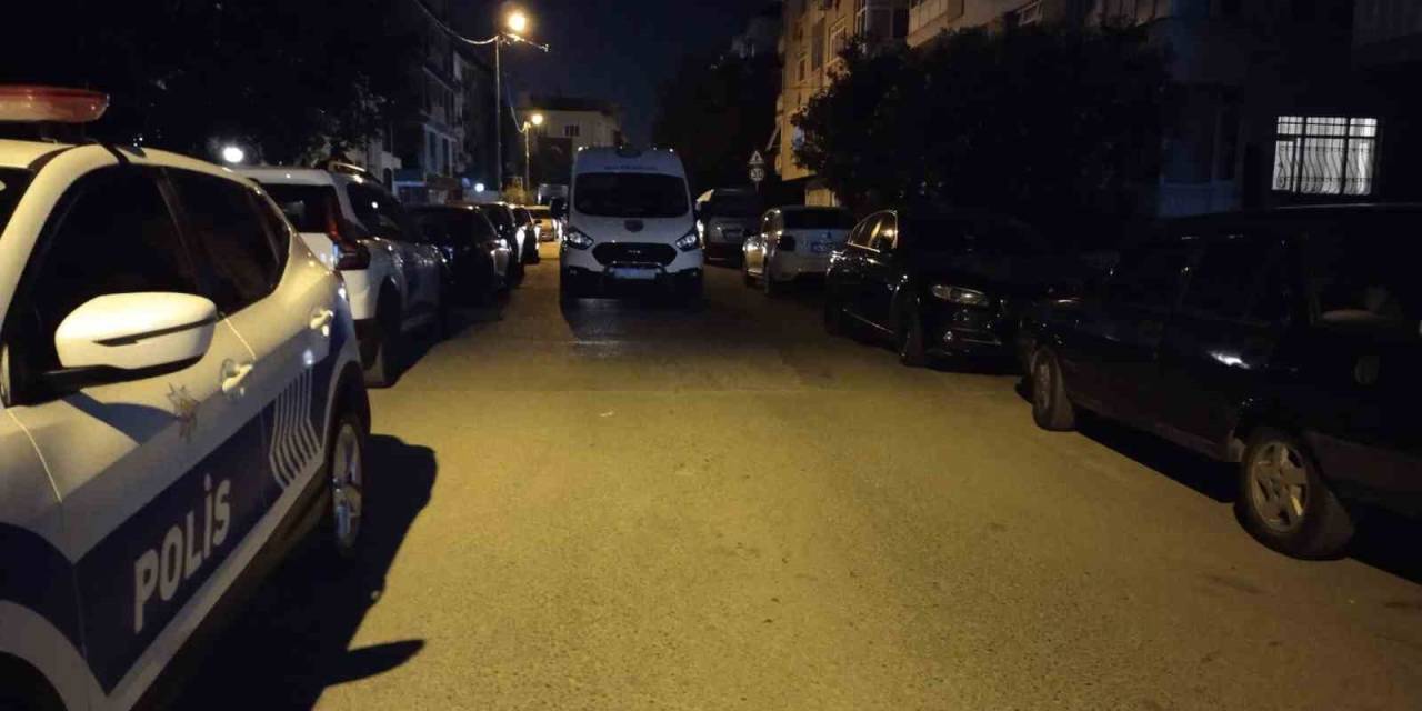 Maltepe’de Gençlerin Kavgasında Silahlar Konuştu: 3 Yaralı