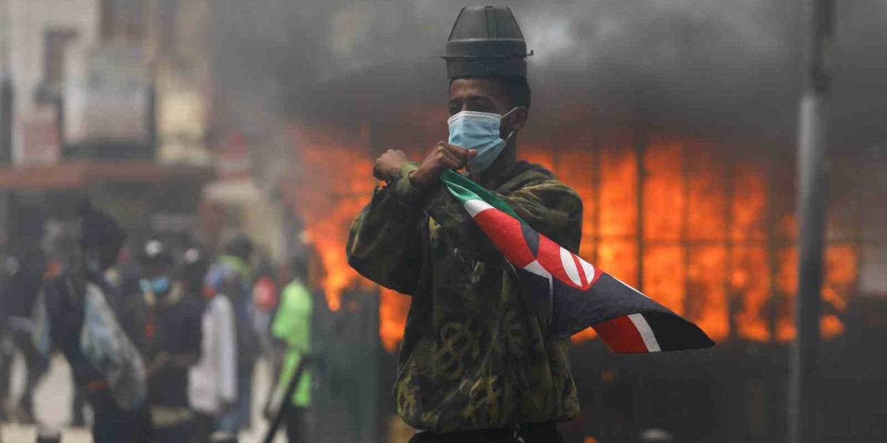 Kenya’da Polis Genel Müfettişi Görevinden İstifa Etti