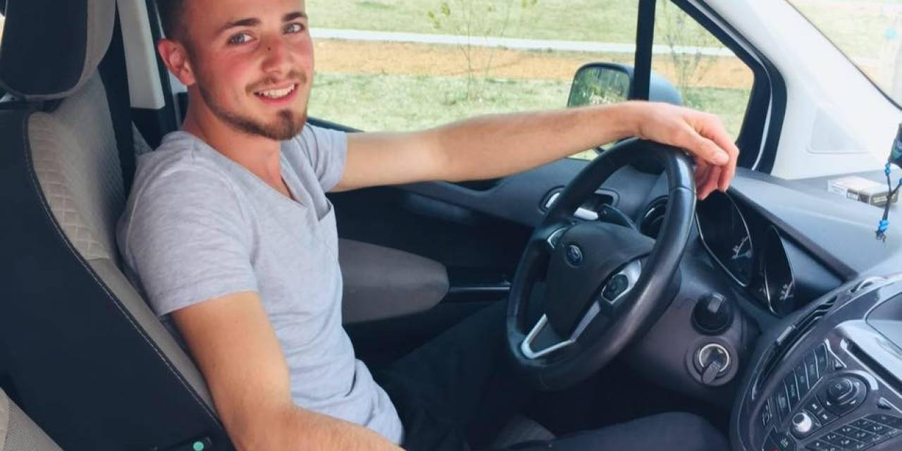 Trafik Kazasında Ağır Yaralanan Genç Hayatını Kaybetti