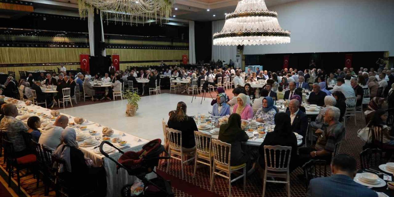 Vali Demirtaş, Gaziler Ve Şehit Yakınlarıyla Bir Araya Geldi