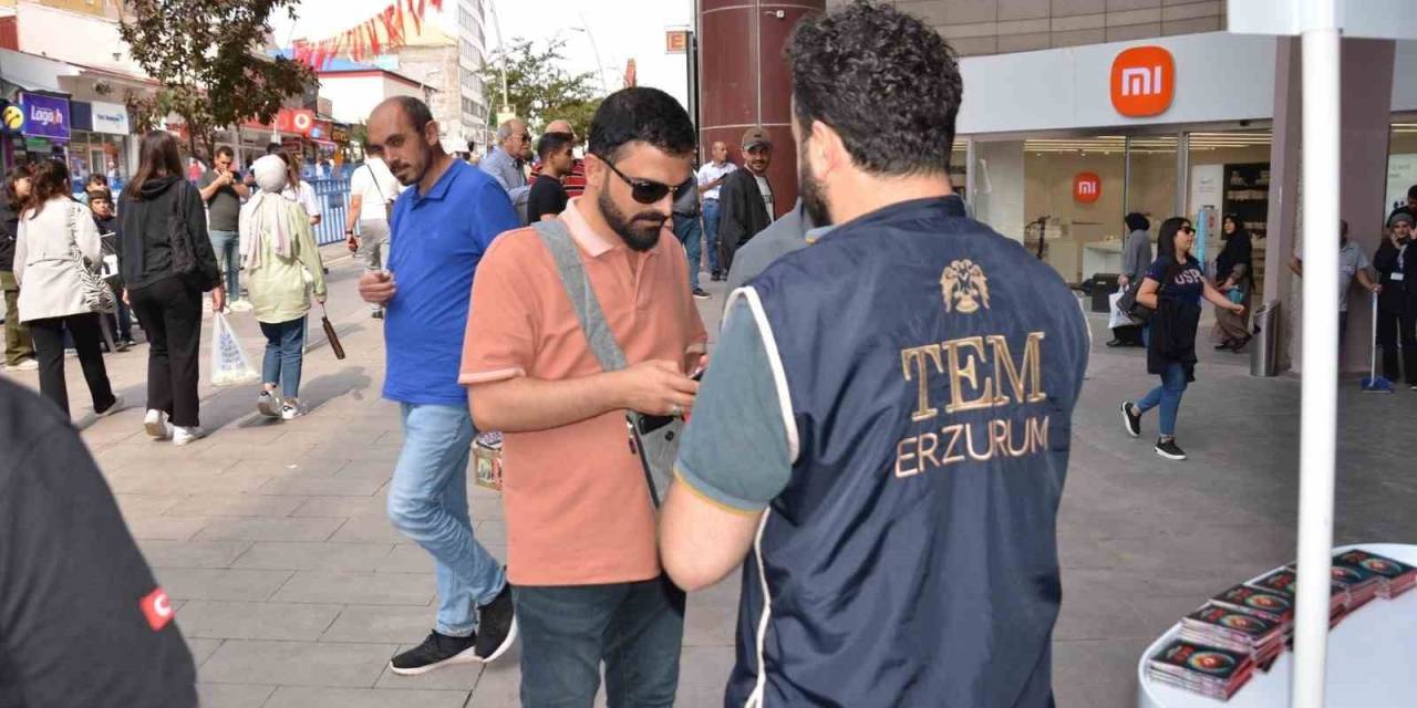 Polisten 15 Bin Vatandaşa Bilgilendirme