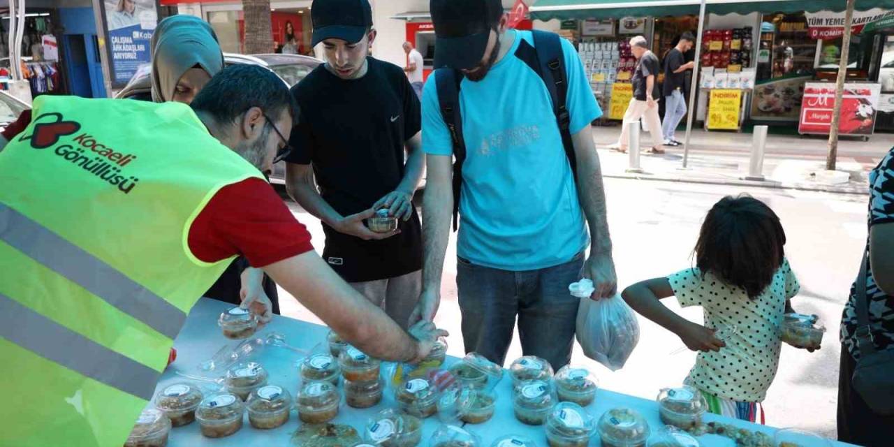 Aşure Dağıtımı Başladı