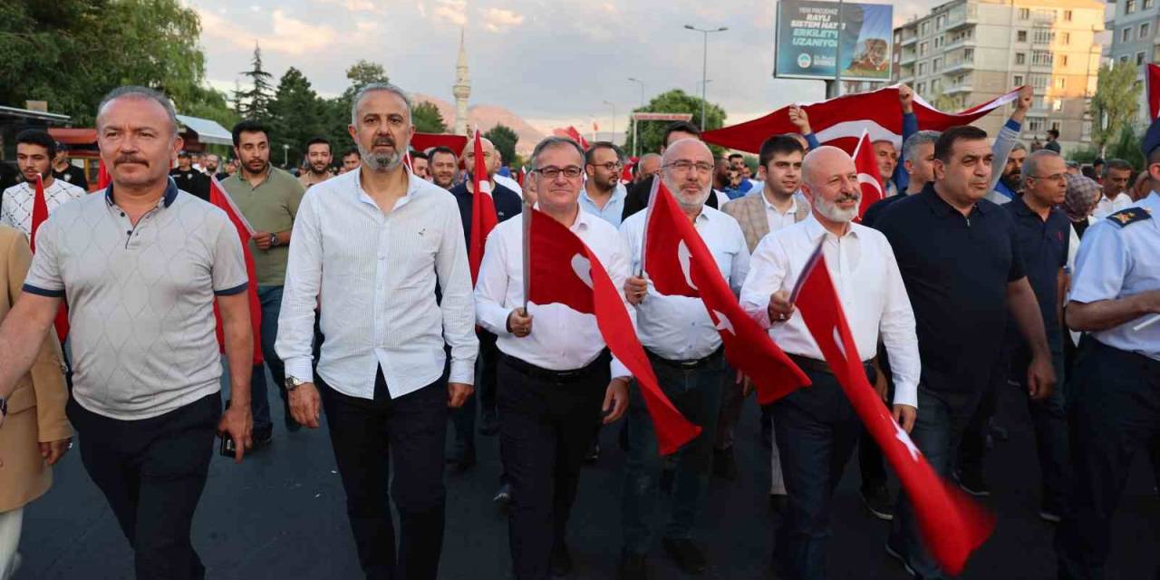 Başkan Özdoğan: "Birliğimiz Ve Beraberliğimizle Hainlere Karşı Dimdik Ayaktayız"