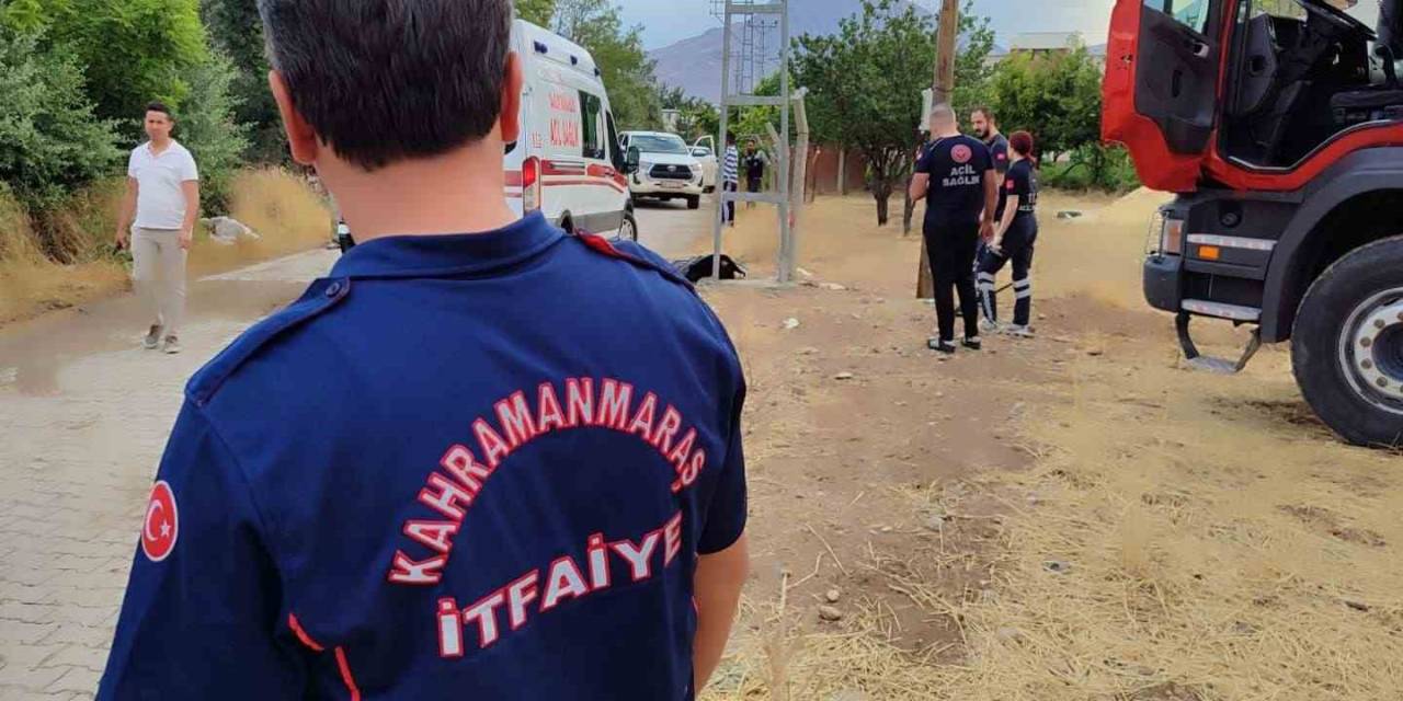 Çıktığı Elektrik Direğinde Akımına Kapıldı