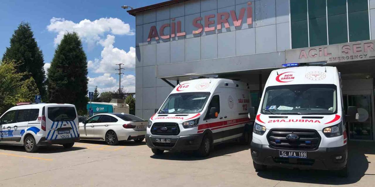 D-140’da Motosikleti İle Yolun Karşısına Geçmek İsterken Otomobil Çarptı