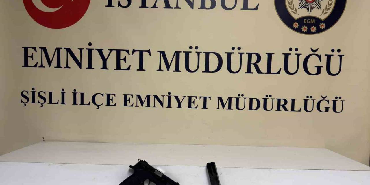 Şişli’de Alkollü Şahıs Taksinin İçinden Silahla Rastgele Havaya Ateş Açtı