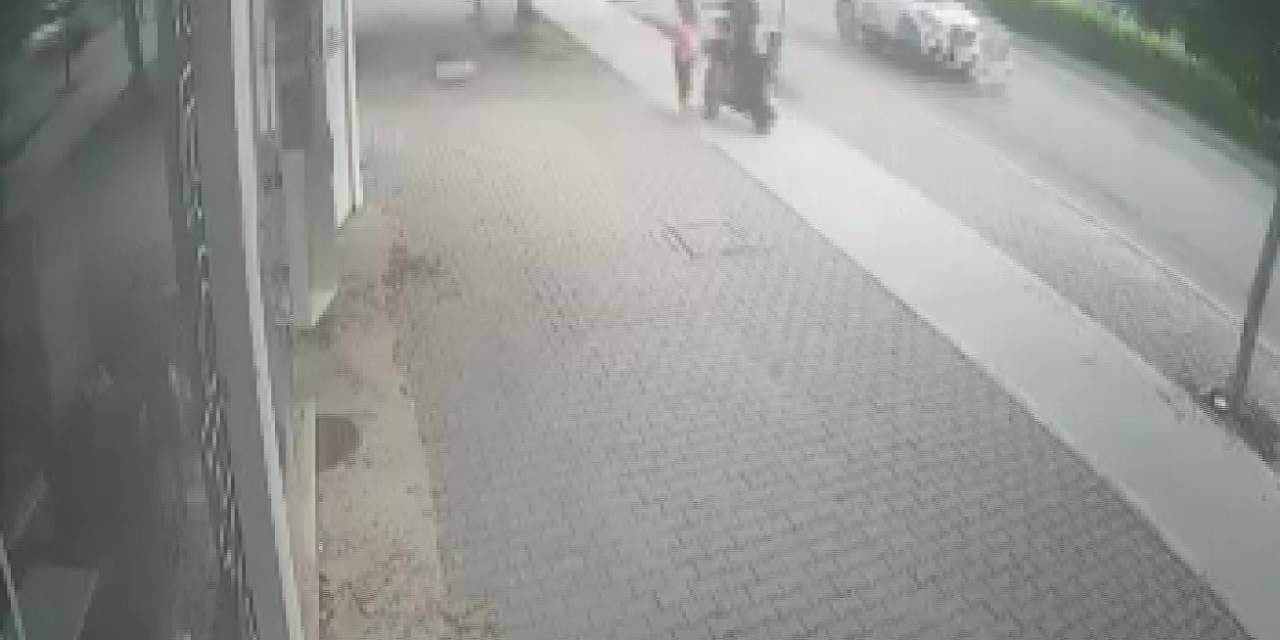 10 Yaşındaki Çocuğun Telefonunu Çaldılar