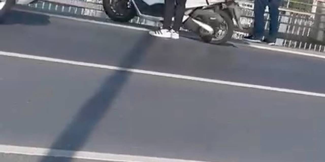 15 Temmuz Şehitler Köprüsü Üstünde İntihar Girişimi