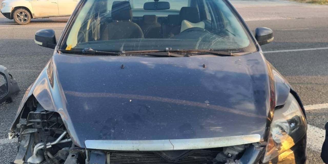 Otomobil İle Motosiklet Çarpıştı: 2 Yaralı