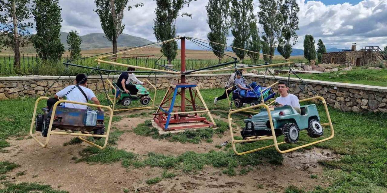 Kur’an Kursu Öğrencilerine Kültür Gezisi Düzenlendi