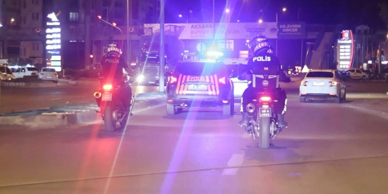 Aksaray’da Film Sahnelerini Aratmayan Polis-şüpheli Kovalamacası Kamerada