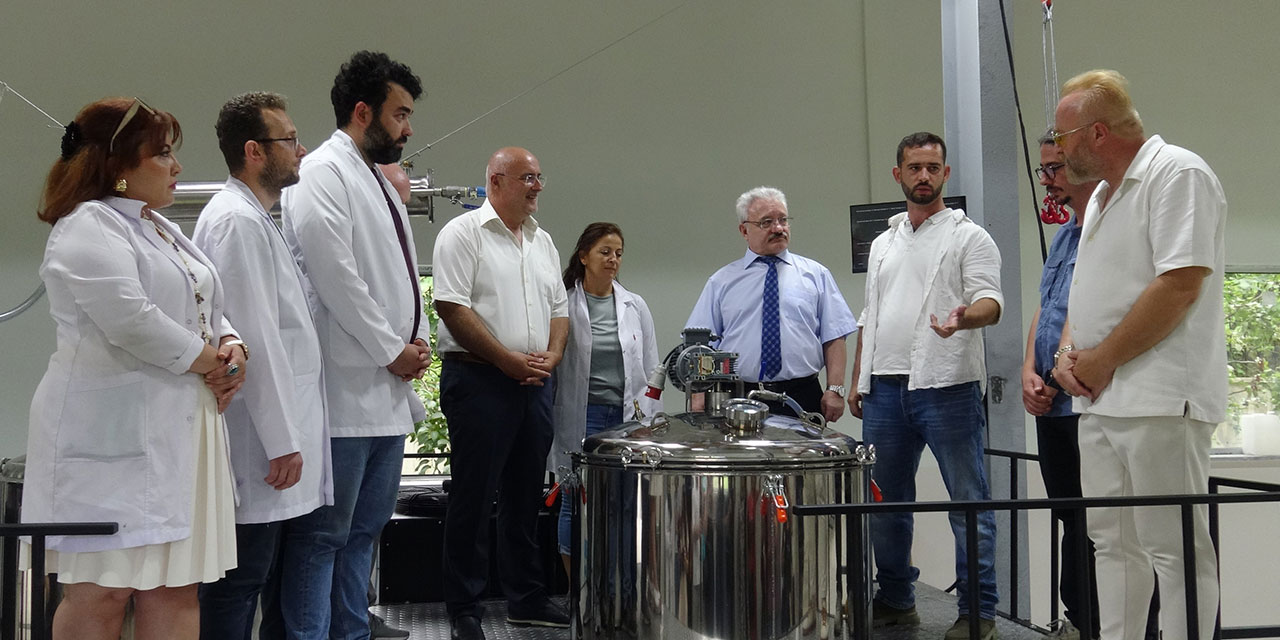 Türkiye’nin İlk ve En Büyük Kapasiteli Çok Amaçlı Bitki İşleme Tesisi Artvin Çoruh Üniversitesi’nde Kuruldu