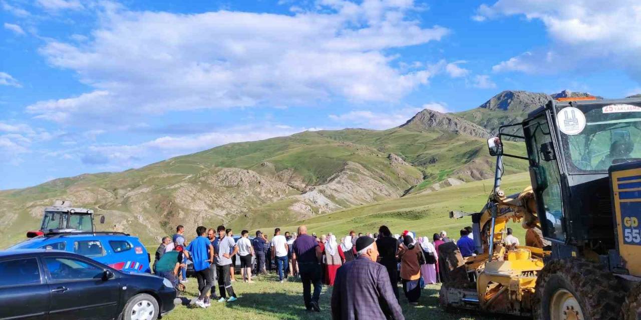Erzurum’da Serinlemek İçin Gölete Giren 4 Çocuktan 1’i Kayboldu